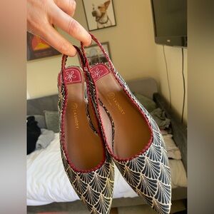 Chinese Laundry Women's Black and Red Flats